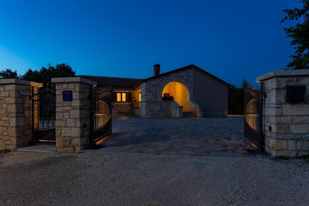 Villa Krizanci Žminj Dış mekan fotoğraf